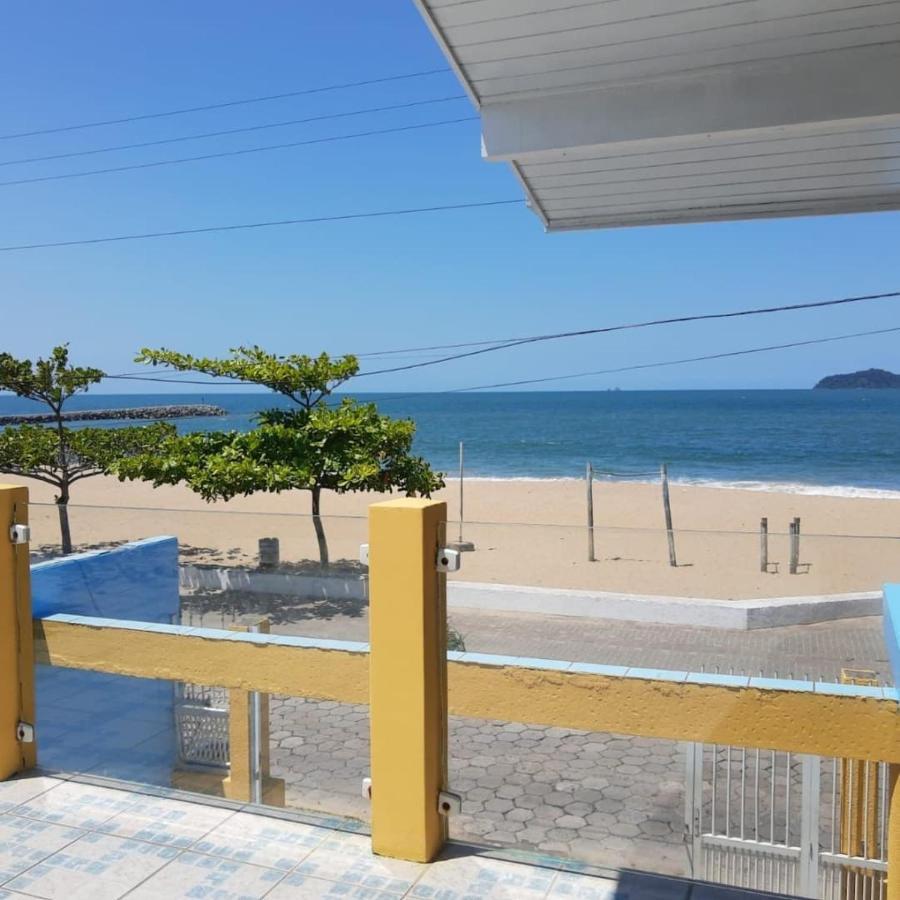 Mansao Ouro Verde Vlc Frente Para O Mar Com Piscina Piçarras 外观 照片